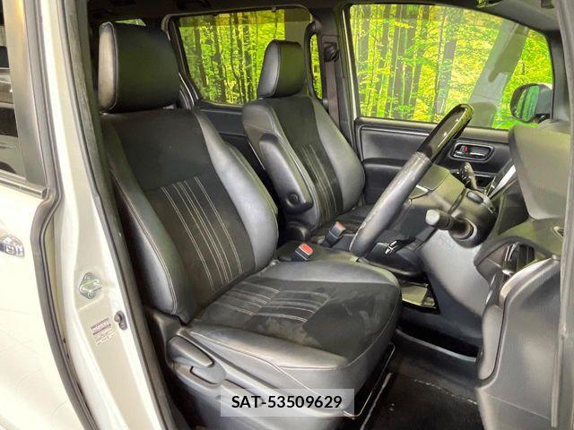Toyota ESQUIRE 2019-04 8561812-8