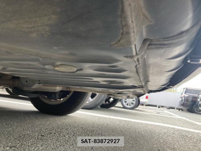 Toyota ESQUIRE 2015-02 8561816-2