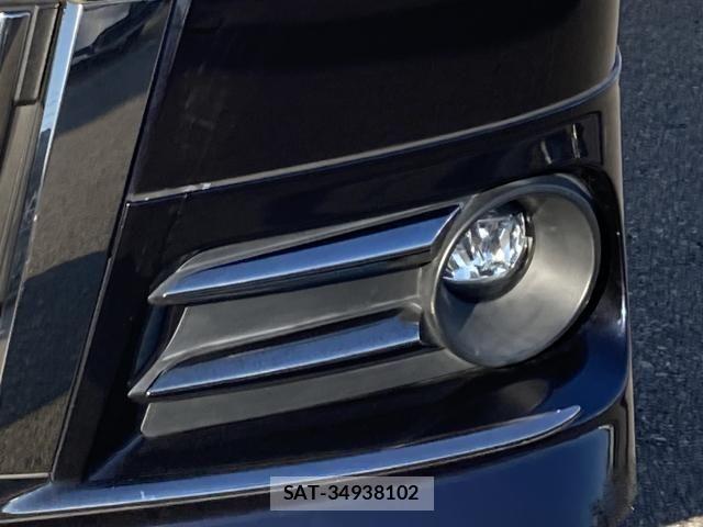 Toyota ESQUIRE 2016-06 8561817-10