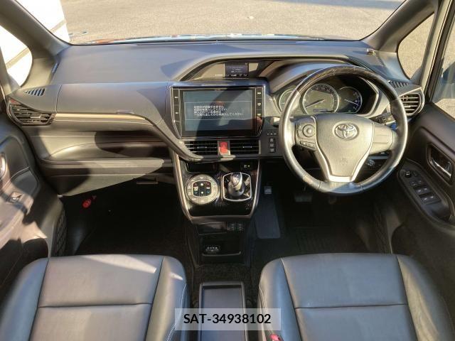 Toyota ESQUIRE 2016-06 8561817-1