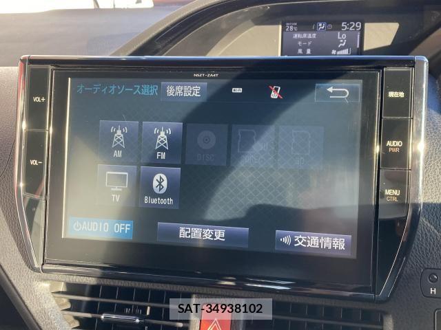 Toyota ESQUIRE 2016-06 8561817-29