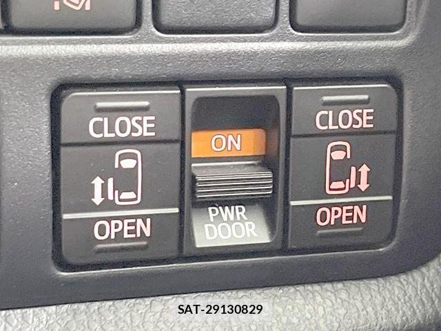 Toyota ESQUIRE 2019-08 8626663-6