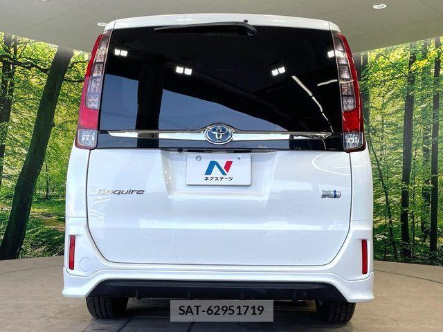 Toyota ESQUIRE 2017-08 8626666-15
