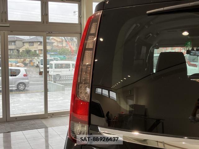 Toyota ESQUIRE 2015-11 8658978-29