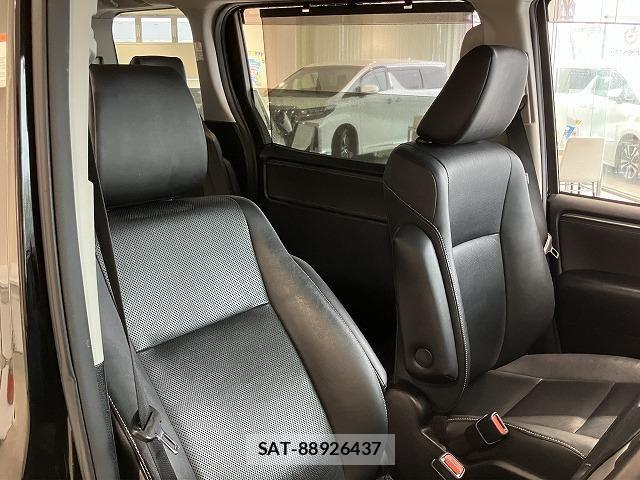 Toyota ESQUIRE 2015-11 8658978-8