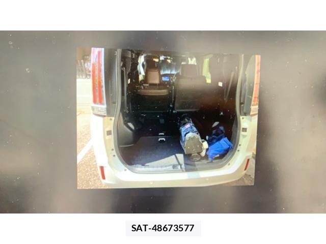 Toyota ESQUIRE 2019-10 8658979-17