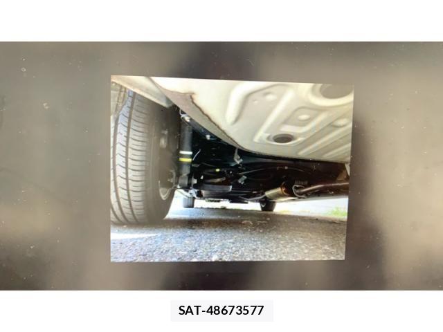 Toyota ESQUIRE 2019-10 8658979-6
