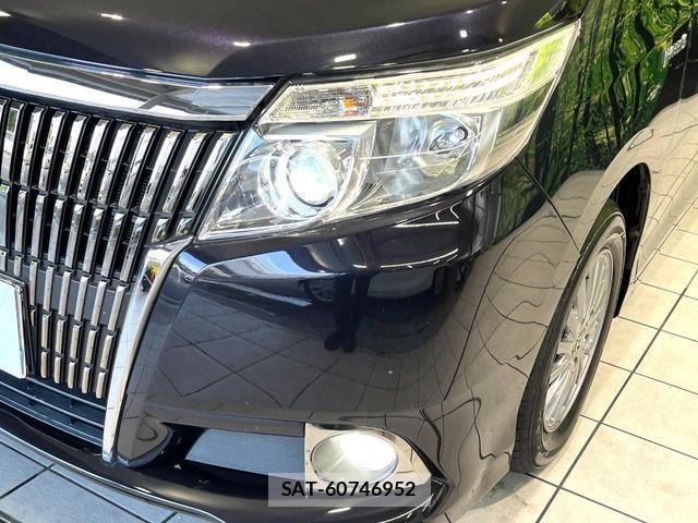Toyota ESQUIRE 2015-02 8666106-11
