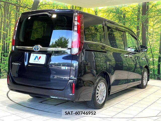 Toyota ESQUIRE 2015-02 8666106-16