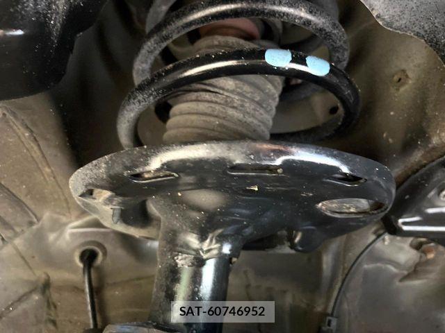 Toyota ESQUIRE 2015-02 8666106-19