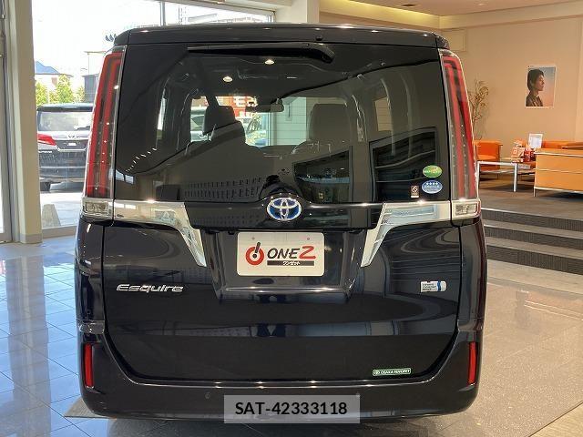 Toyota ESQUIRE 2018-06 8658975-19