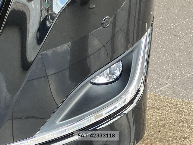 Toyota ESQUIRE 2018-06 8658975-23