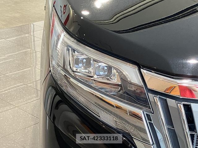 Toyota ESQUIRE 2018-06 8658975-24