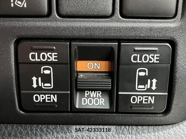 Toyota ESQUIRE 2018-06 8658975-6