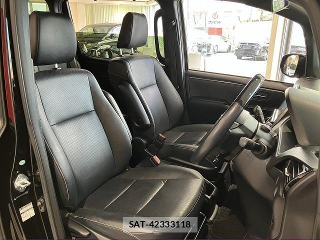 Toyota ESQUIRE 2018-06 8658975-8