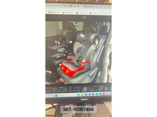 Toyota ESQUIRE 2021-07 8666104-11
