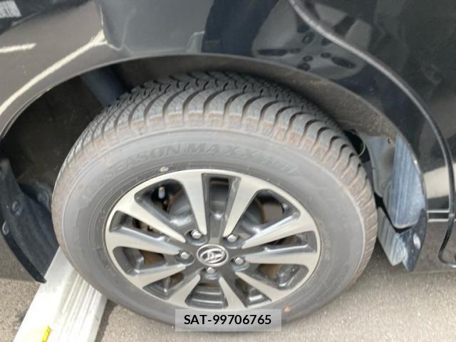 Toyota ESQUIRE 2018-09 8658977-5