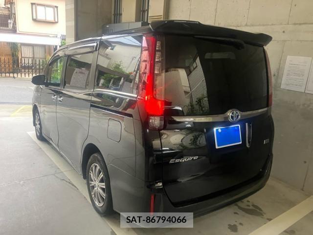 Toyota ESQUIRE 2016-03 8658980-2