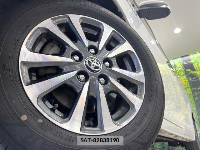 Toyota ESQUIRE 2019-03 8685511-13