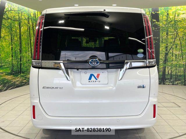 Toyota ESQUIRE 2019-03 8685511-15