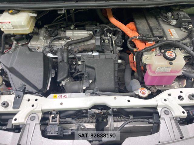 Toyota ESQUIRE 2019-03 8685511-17