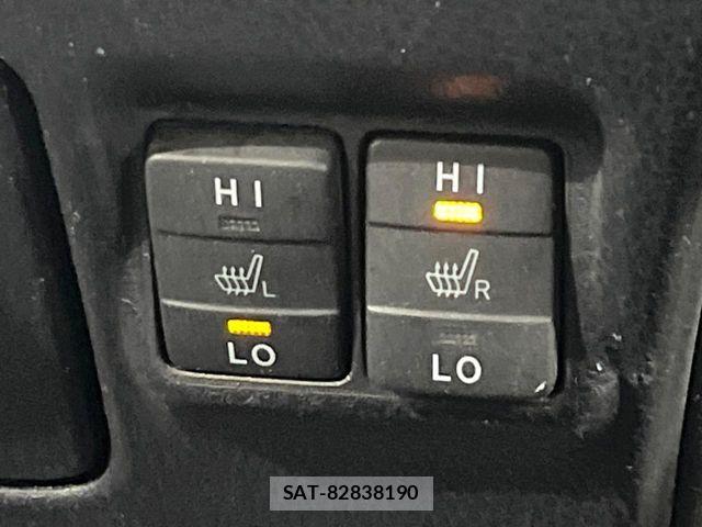 Toyota ESQUIRE 2019-03 8685511-6