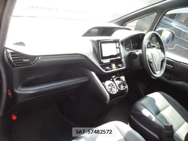 Toyota ESQUIRE 2015-01 8741964-13