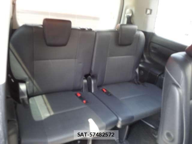 Toyota ESQUIRE 2015-01 8741964-16