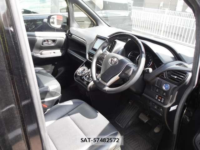 Toyota ESQUIRE 2015-01 8741964-18