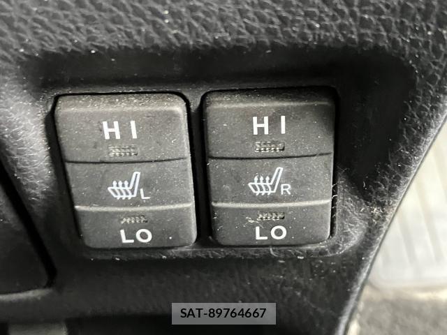 Toyota ESQUIRE 2016-10 8741960-6