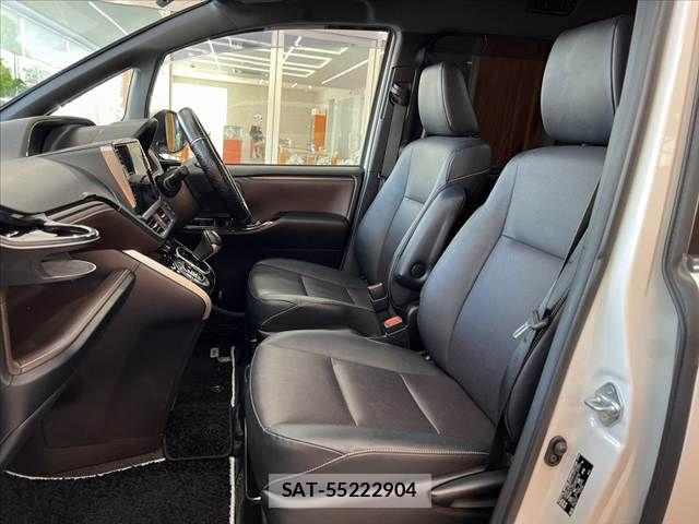 Toyota ESQUIRE 2017-09 8741962-16