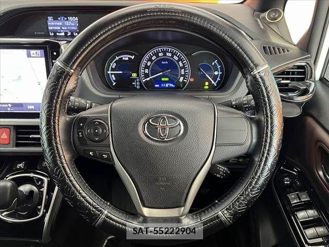 Toyota ESQUIRE 2017-09 8741962-26