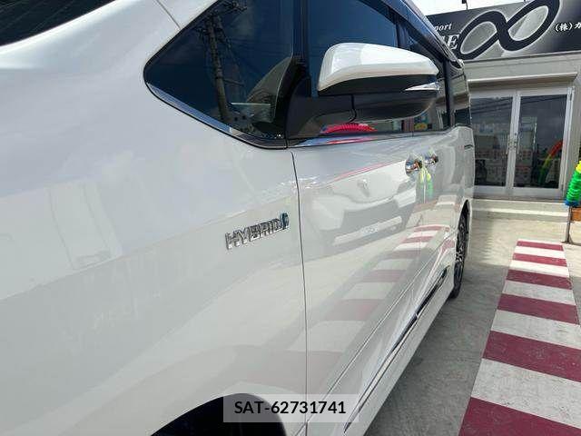 Toyota ESQUIRE 2018-01 8741959-11