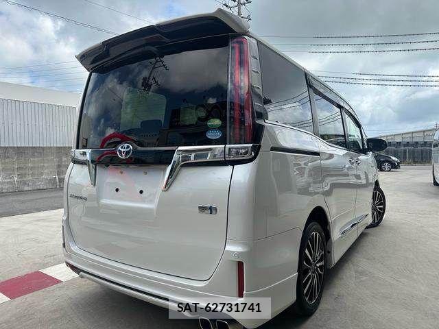 Toyota ESQUIRE 2018-01 8741959-7