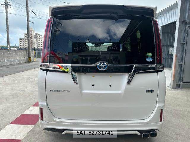 Toyota ESQUIRE 2018-01 8741959-8