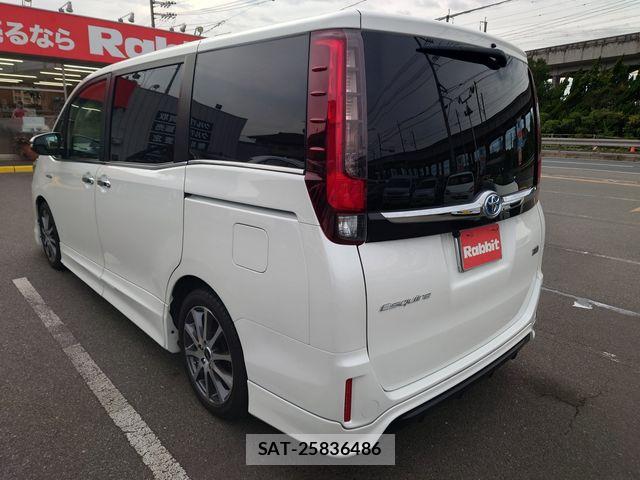 Toyota ESQUIRE 2016-05 8741963-1