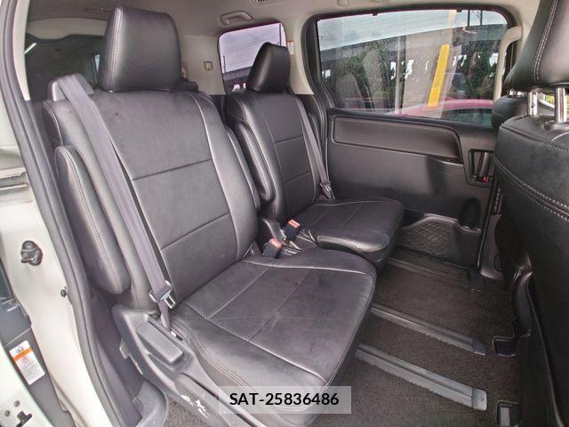 Toyota ESQUIRE 2016-05 8741963-20