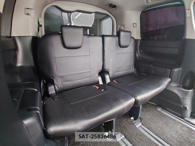 Toyota ESQUIRE 2016-05 8741963-21