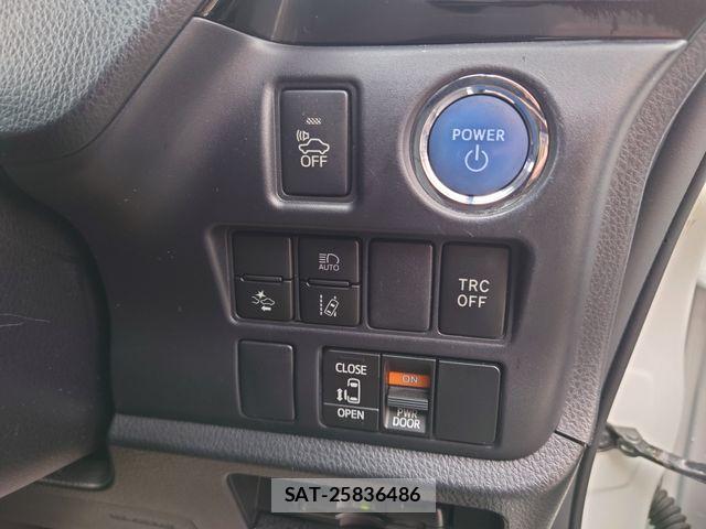 Toyota ESQUIRE 2016-05 8741963-23