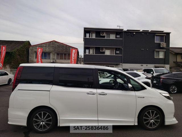 Toyota ESQUIRE 2016-05 8741963-8