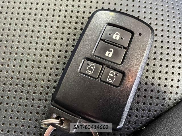 Toyota ESQUIRE 2016-05 8741961-14