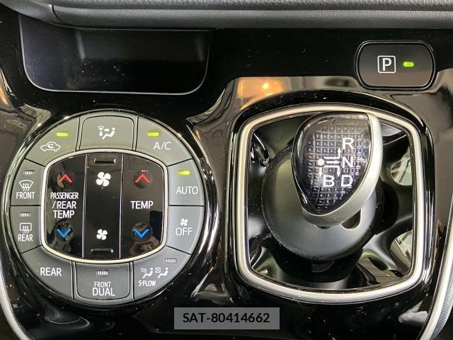 Toyota ESQUIRE 2016-05 8741961-15