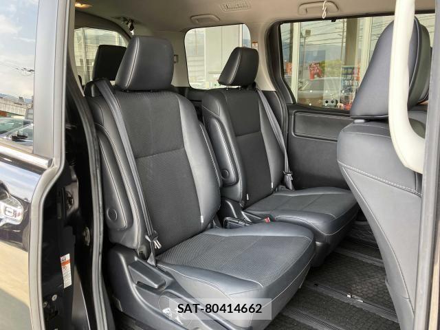 Toyota ESQUIRE 2016-05 8741961-19