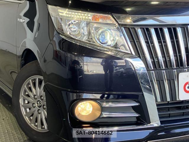 Toyota ESQUIRE 2016-05 8741961-3