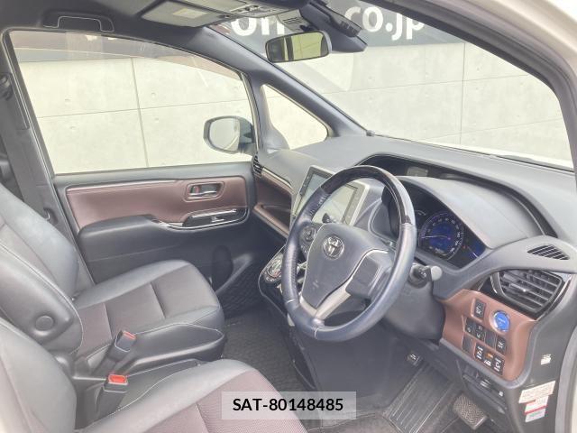 Toyota ESQUIRE 2018-10 8741958-19