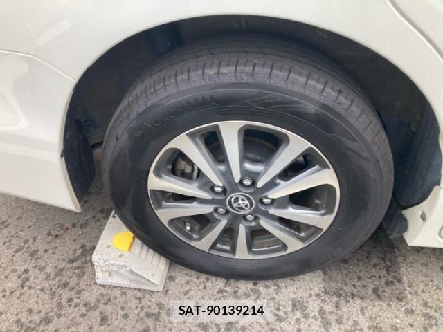 Toyota ESQUIRE 2021-02 8741957-3