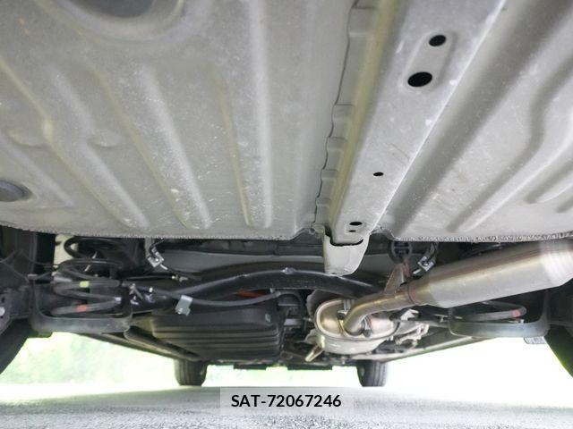 Toyota ESQUIRE 2021-09 8741955-20