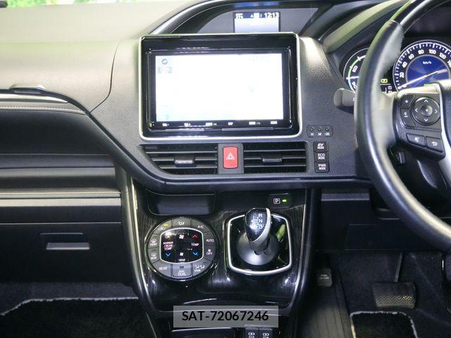 Toyota ESQUIRE 2021-09 8741955-6