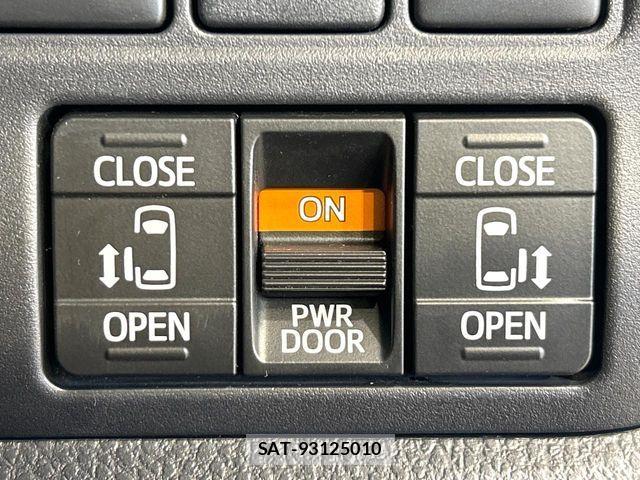 Toyota ESQUIRE 2016-10 8780124-5
