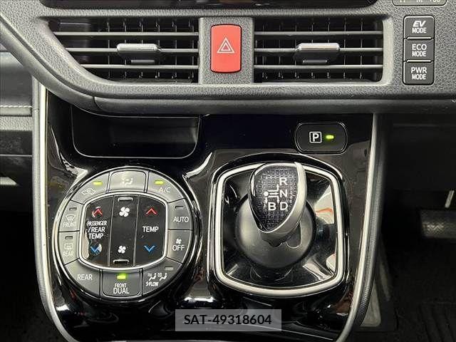 Toyota ESQUIRE 2015-05 8780126-24